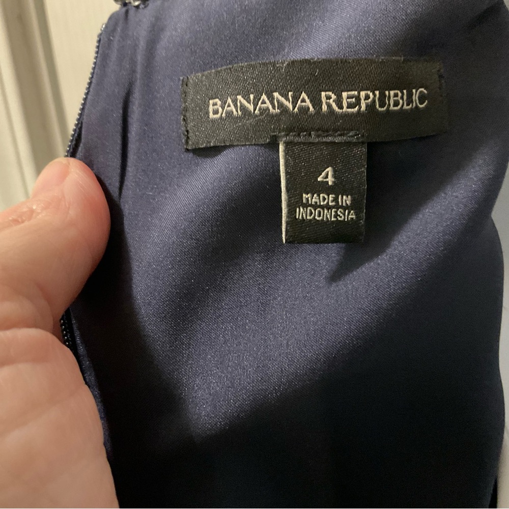Banana Republic Elegant Black Dress - Picture 4 of 11